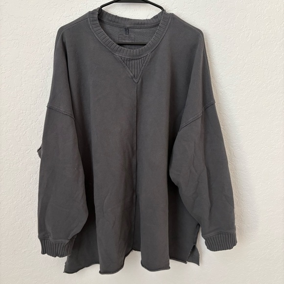 aerie Sweaters - Aerie Oversized Gray Sweatshirt, Size Large